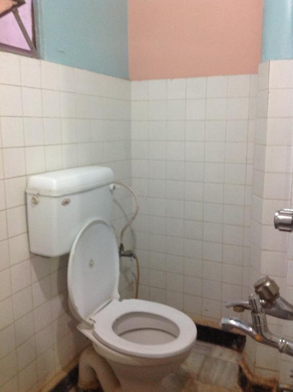 Hotel Sandeep Varanasi Room photo